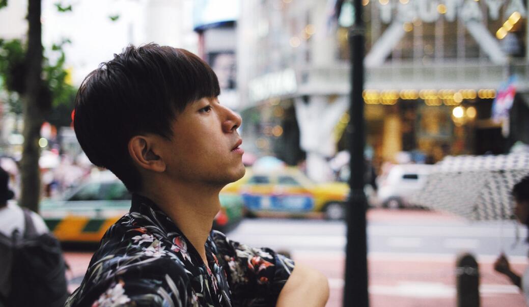 �������������˻�ӭ�� ���ǵ������۽�����������