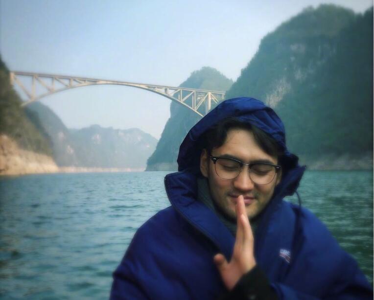 �������������˻�ӭ�� ���ǵ������۽�����������