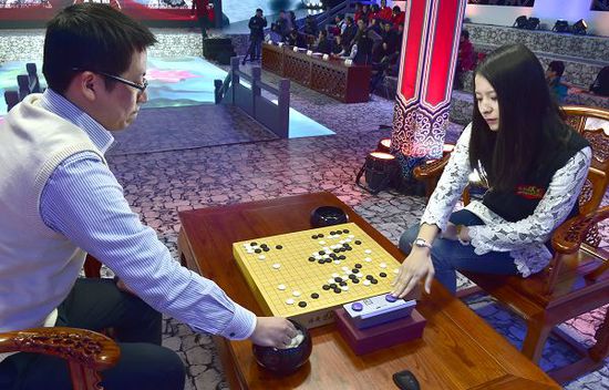 �й�Χ������ھ����� Χ��ΪʲôҲ����Ů