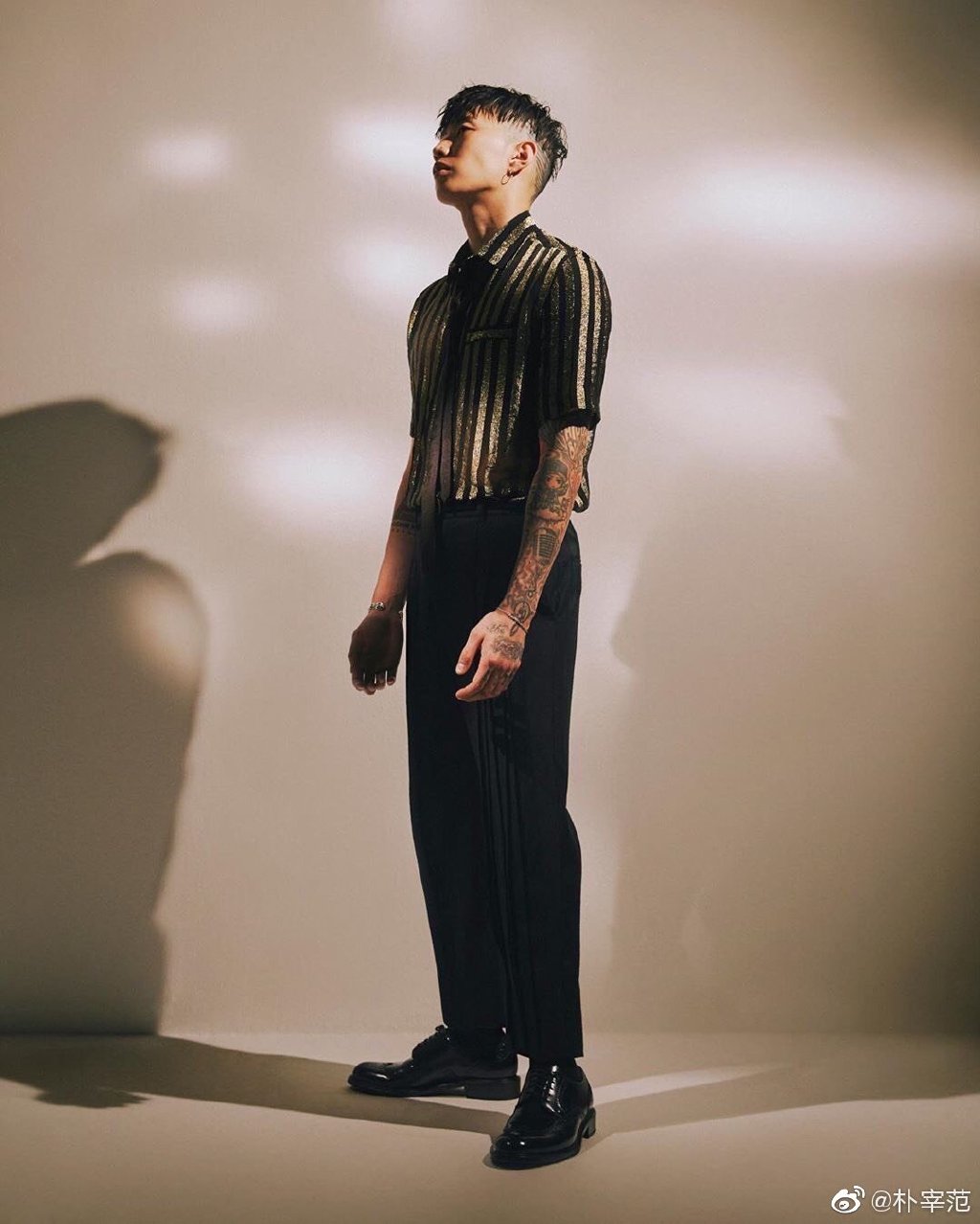 Ϊʲô˵���׷���ɫ ���˺�ɫ���ǻ�������