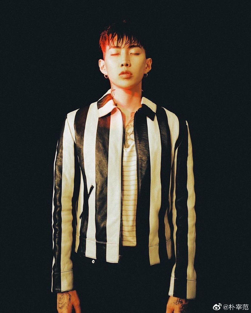 Ϊʲô˵���׷���ɫ ���˺�ɫ���ǻ�������