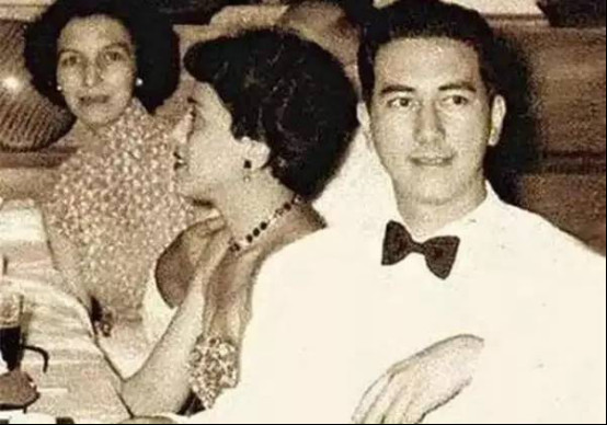 ���ض����ĸ�̫̫����Ǯ �����κ���͸�����������ʱ����Ƭ