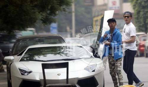 �������������������Ƭ ������ж���Ǯ