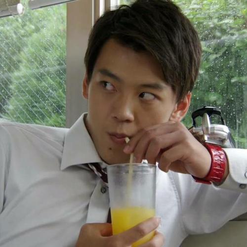 ��������������ϼ�� ���˸���Ů�������ʻ�