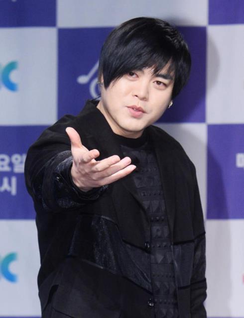 文熙俊为什么变胖了 文熙俊年轻时候的照片组图