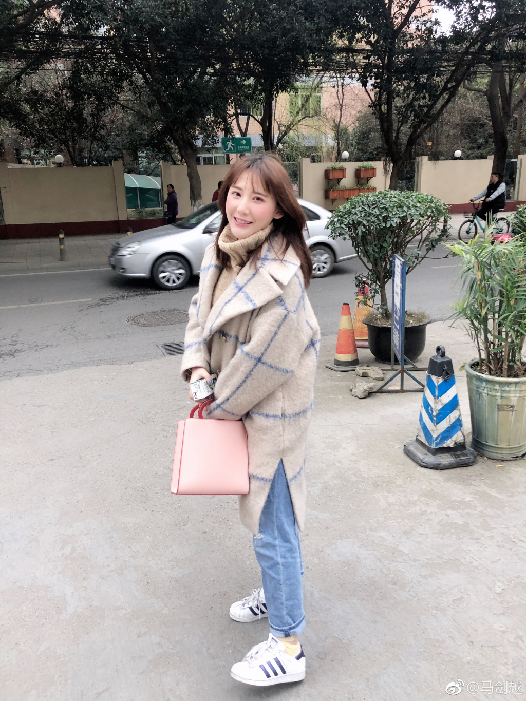 ����Խ�ĸ�ѧУ��ҵʲôѧ�� ���μ�����������һ��