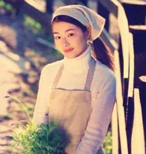 ����������ǰ��Ա���Ƭ �����غ�����ʲô��ϵ