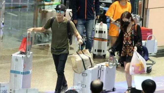 �ؾ���Ϊʲô�����궼����Ϸ ����ôһ�¾Ͳ�����