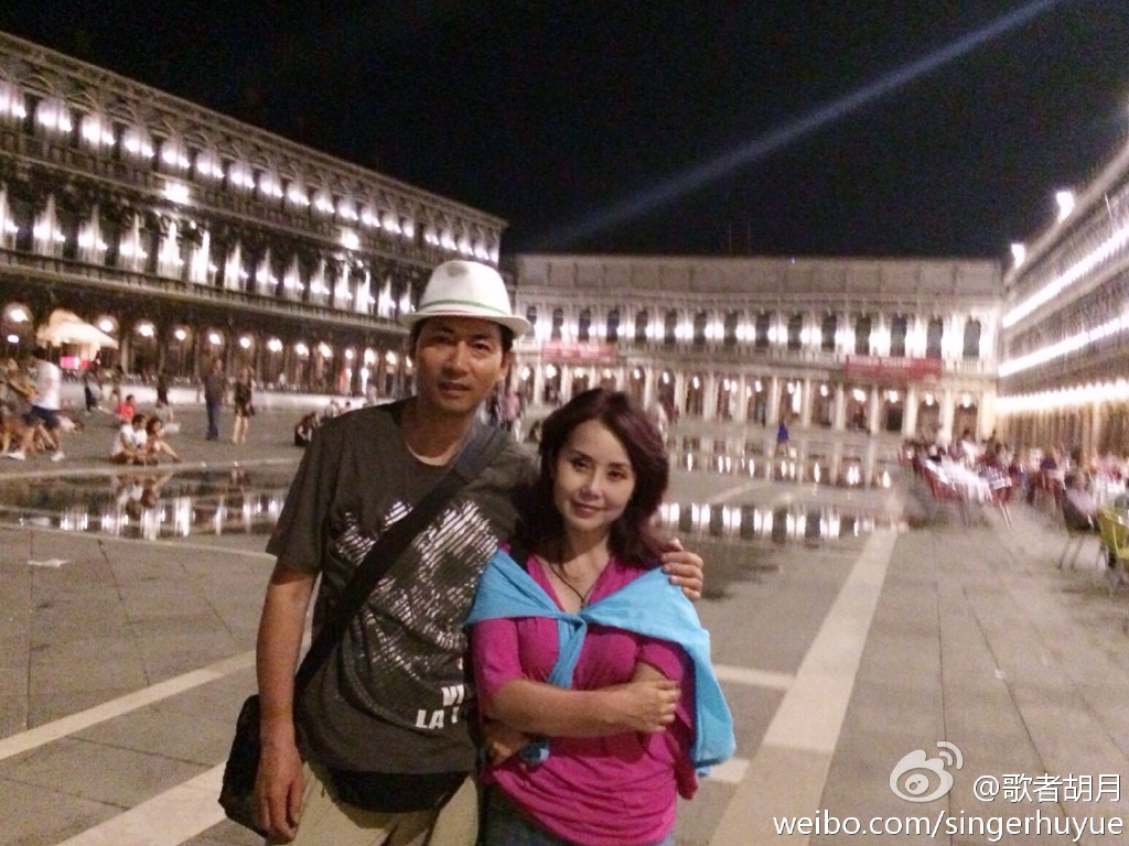 ���µ��Ϲ���˭ ½������µ�Ů��