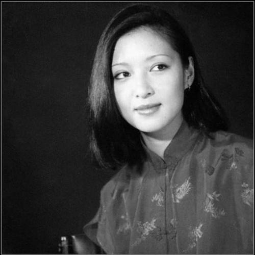 ������Ů����������״��� �������İְ������