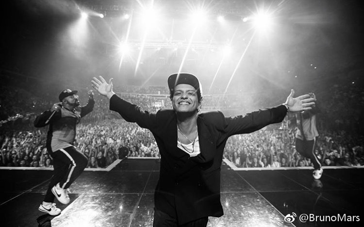 ���Ǹ��ʲô���� �����Ǻ���Ƥ����ô��