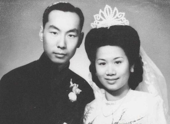 �����ɵİ˸�Ů�˶���˭ ������ʱ���ͼƬ����