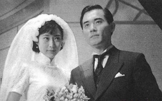 �����ɵİ˸�Ů�˶���˭ ������ʱ���ͼƬ����