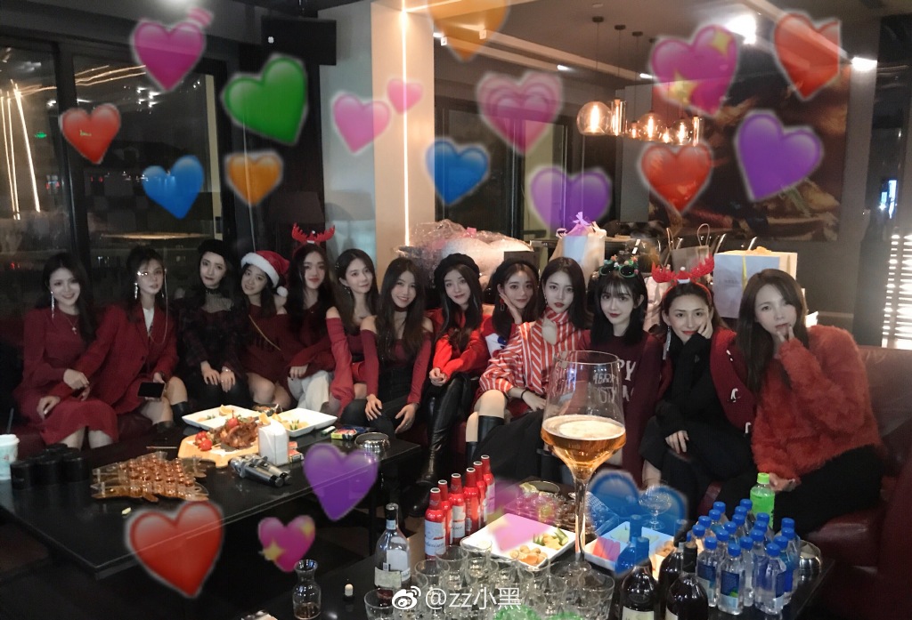 �غ��С����˭ �������zzС���������