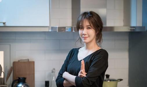 �������Ǹ������Ʒ�ǧ���� ���Ϲ���˭