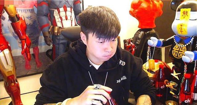 ��˼����ô��˺��ʦ�µ�ʦ�� ��ʦ����˼�϶�������ô����