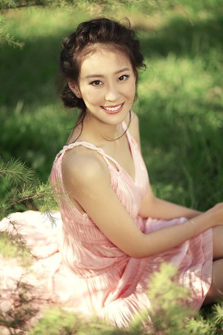 王乐君的老公是胡歌吗 胡歌为什么捧王乐君