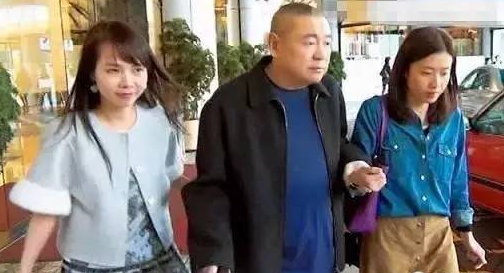 ����Ϊʲô���ѡ�˸ʱ� ������һ���ж��ٸ�Ů��