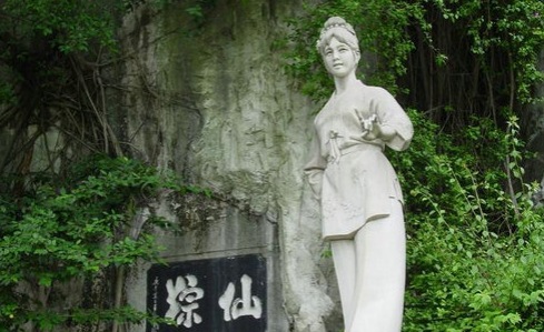 ���������й������»�����ʵ���ڵ��� ��Ϊʲô�и���