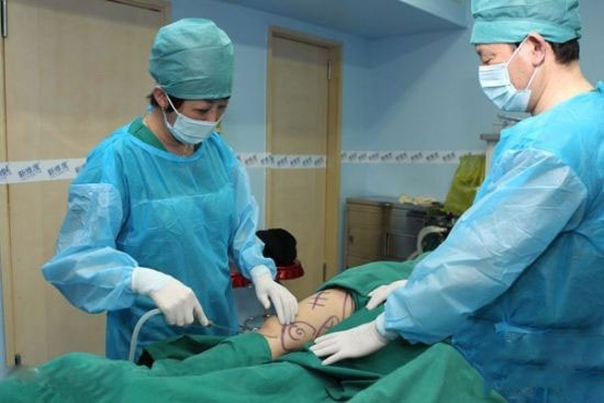 �赤���ݶԱ��� �赤����ȫ������Ƭ