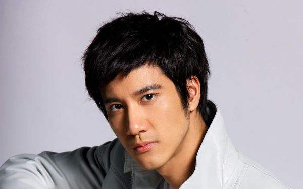 ������ײ����������Ƭ ������Ϊʲô�ж���