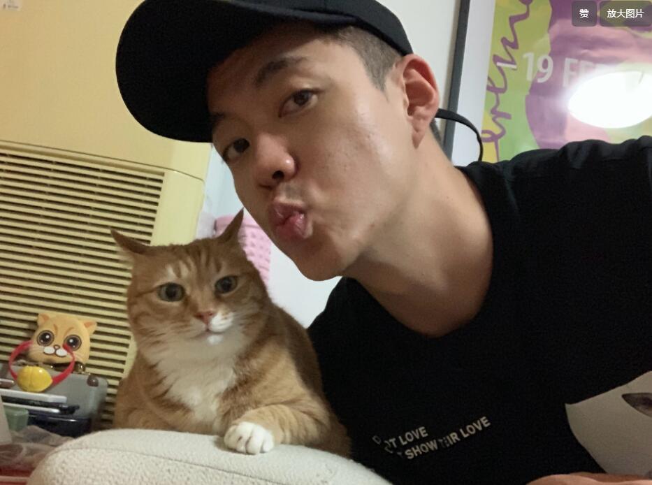 ��ϣ���ĸ���ѧ��ҵ�� ��˼�ﻨϣ��ʲô��ϵ