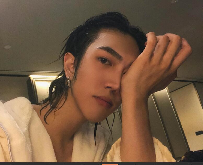 ����Ȫ������Ů ӵ�������Ը��ֳƺŵĴ��к�