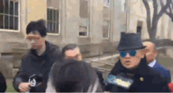 ��ˬ��������ʲô��ϵ �������İ�����ô����