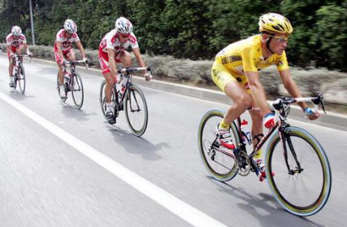 �������г��ٶ�һ���Ƕ���ǧ��ÿСʱ �������г��ٶ������¼