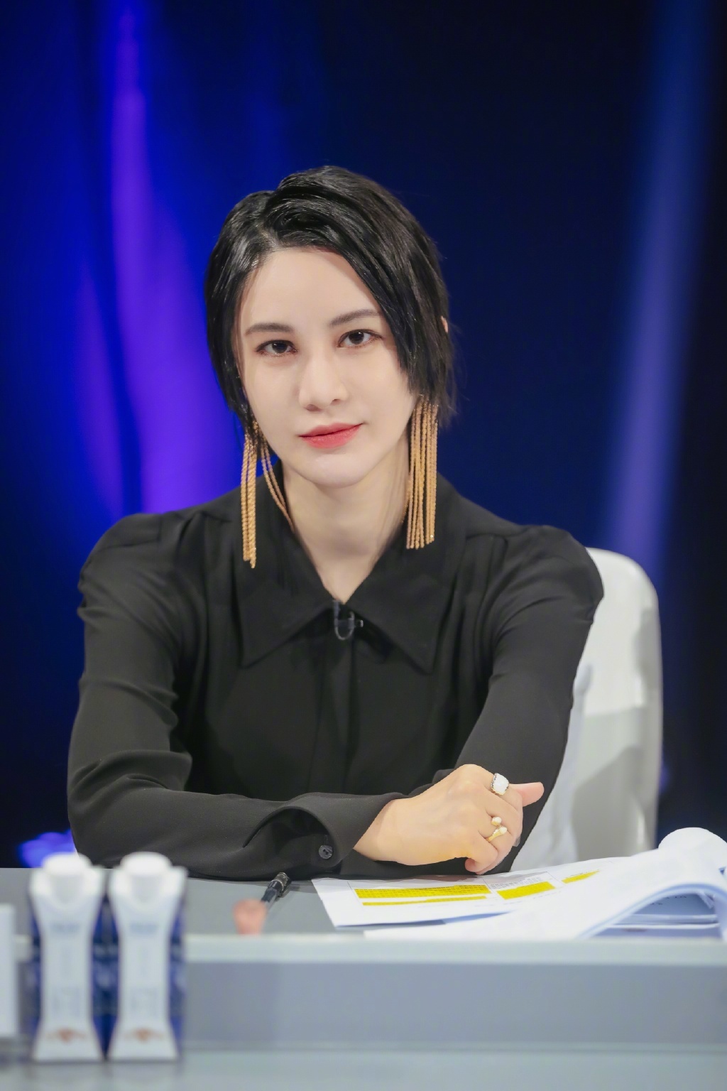 尚雯婕素颜照 现在看她都是妆容完美的样子