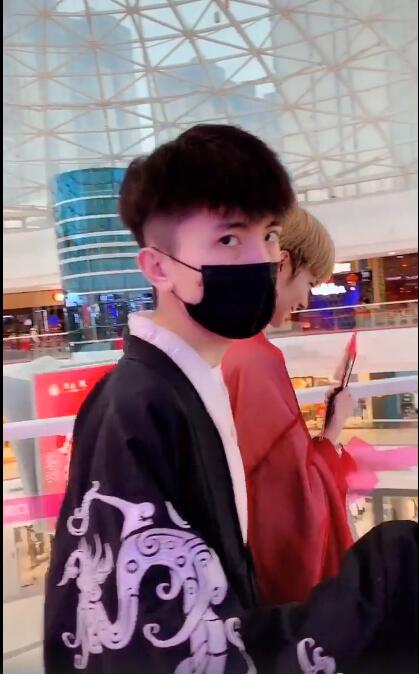 ����С��ۢԴ������ɽ�赸 ���ͺ���С��������һ����