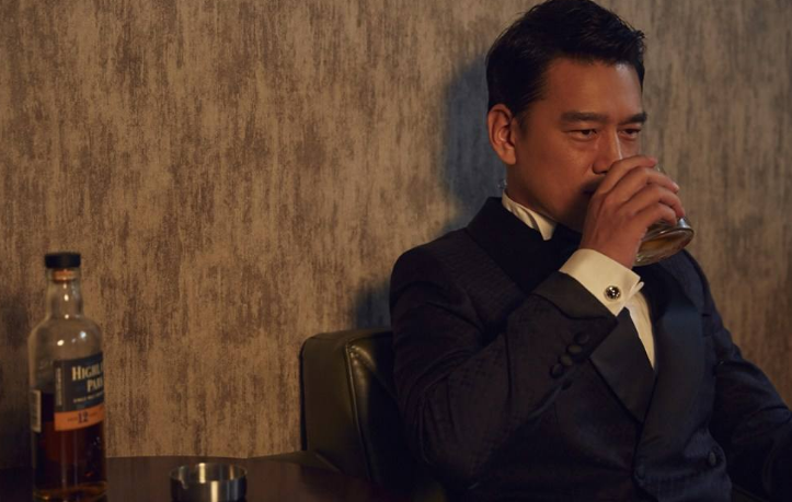 王耀庆为什么叫吴奇隆学长 说王耀庆商务人士是什么梗