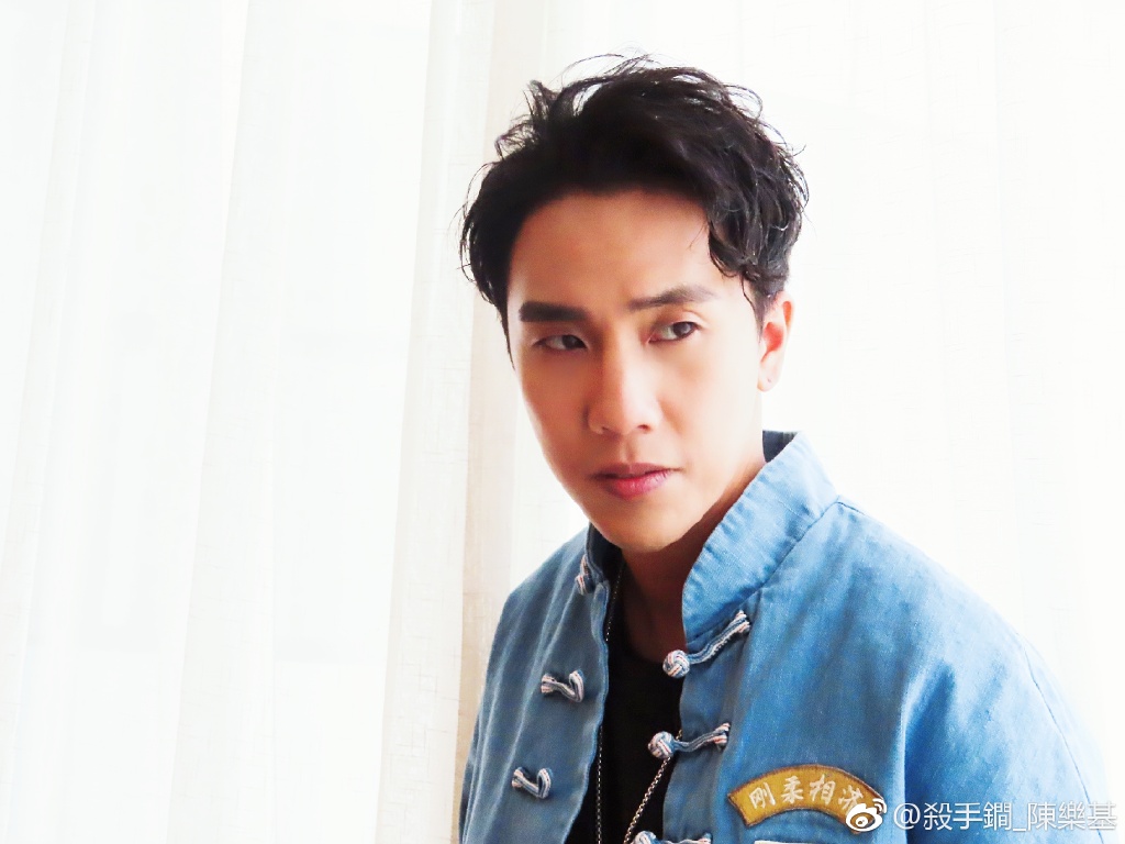 �й����������ֻ�΢���¼���ʲô ���ֻ������Ǻη�����