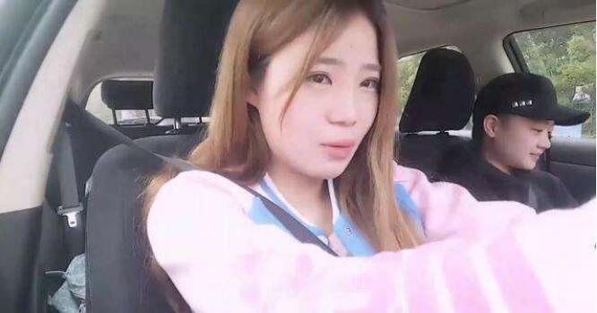 ѩmmΪʲô������ѩ ѩmmֱ�����Ǹ��е���˭