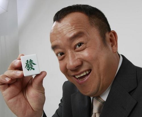 �׿ڳ��� ��������2������һ���ǵ˹��� һ������־ΰ