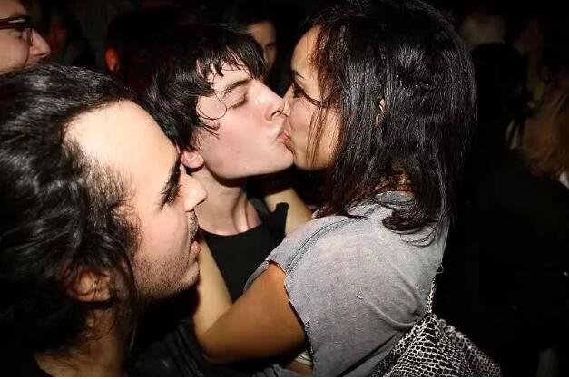 ����������Ϊʲô�ж��� ����������������