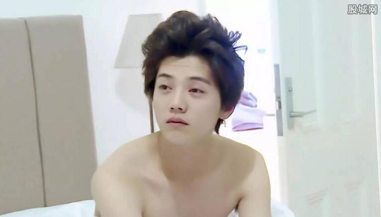 ¹��жױ�����ʵ��Ƭ һЩ���������ǻ�ױǰ��Ա�����ͼ