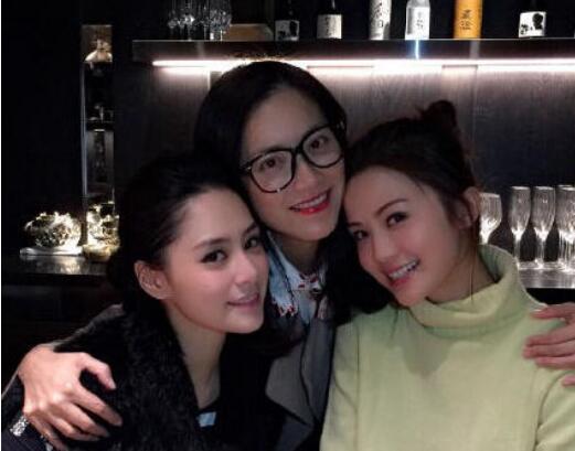 霍汶希双胞胎妹妹霍宝玲照片曝光 霍汶希是霍家的人吗