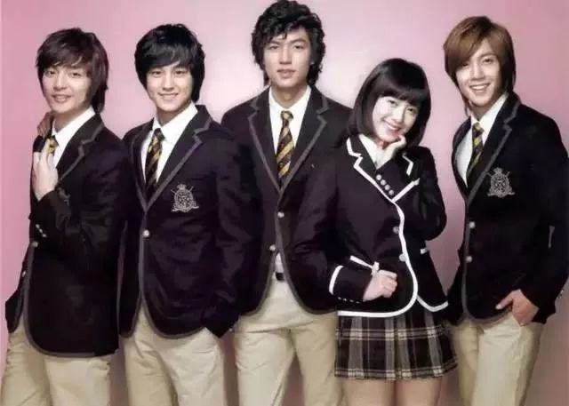 �߻��Ʊ���Ϊ�����Ůʱ�����Ƭ ����������˭