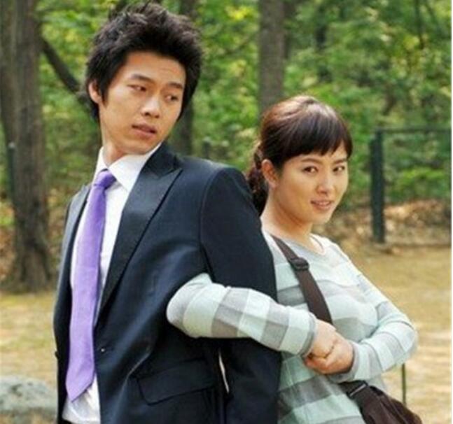 金宣儿因为性格直爽,是一个可爱的女孩,她和玄于彬饰演《我叫金三顺》