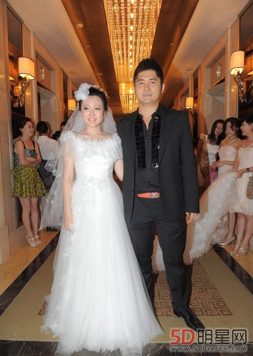 ��������������� �����Ϲ�ʯ�ں�լͼƬ