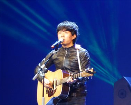 赵雷中国好歌曲唱了几首歌 用《画》唱出最深的孤独与寂寞