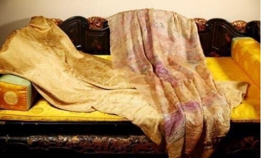 Ǭ¡���˿�����ᾭ���������� ��˭����