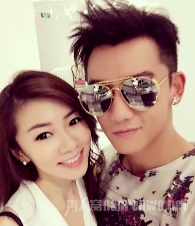 程晓玥的妈妈郭敬红资料照片 程晓玥郑凯为什么被叫真诚CP