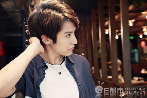 ��������ǰ��Ƭ�ع� ���պ��������������