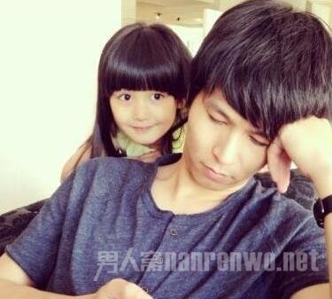 ������ĸ�ĸ��Ƭ ������Ľ�����Ѻ�����