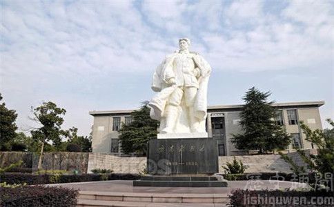 ��־������Ů�����?���ط�־����ô������