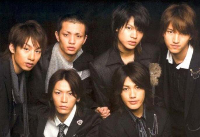 ��ڴ�֮��legal high��ɫ������ �˳����KAT-TUN��ʼ����