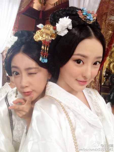 王洁曦丑女无敌剧照图 王洁曦为什么得白血病去世