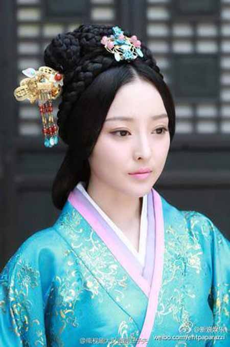 王洁曦丑女无敌剧照图 王洁曦为什么得白血病去世